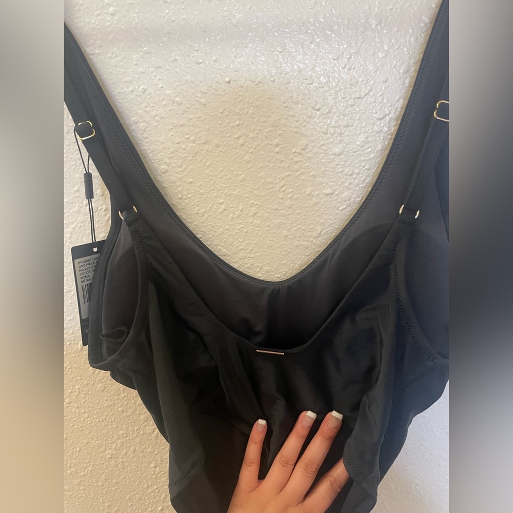High Thong Black One Piece Bikini - Picture 4 of 6